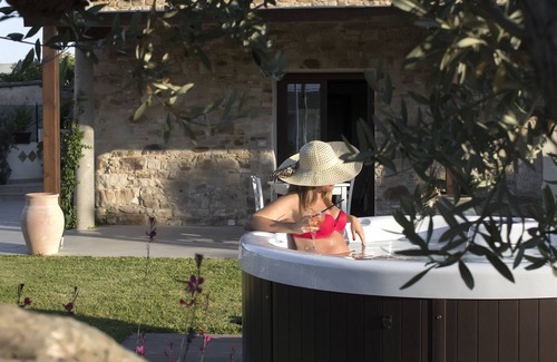 Buseto Palizzolo House | Relaxing cottage with Jacuzzi - Sicily country life