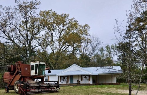 Chewalla House | Relaxing country home with great views and quite, peaceful surroundings