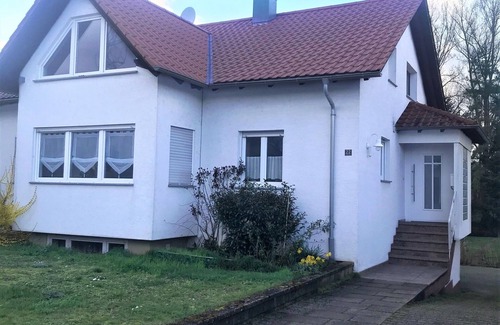 Ehrstadt Apartment | Relaxing country idyll or base for varied activities