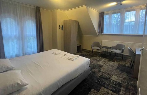 Eerbeek Hotel | Relaxing Countryside Stay — Forest Views, Peaceful Vibes, Near Local Attractions