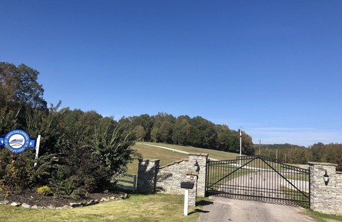 Flatwoods RV Rental | Relaxing-Cozy Water Front RV Lot overlooking the Tennessee River - Kentucky Lake