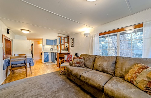 Shelter Cove House | Relaxing escape close to hiking trails, golf, and the Lost Coast