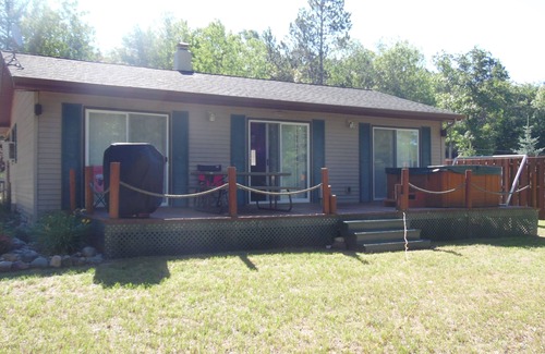 Hillman Cottage | Relaxing, family retreat!