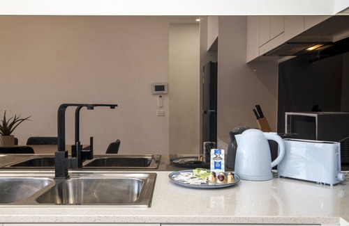 Essendon House | Relaxing Family Townhouse Near Melbourne’s CBD