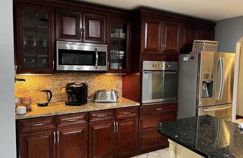 Egg Harbor City House | Relaxing family get away home! Just 30 min from beach and casinos.