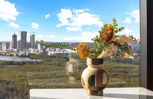 Sydney Olympic Park Apartment | Relaxing Getaway in Olympic Park