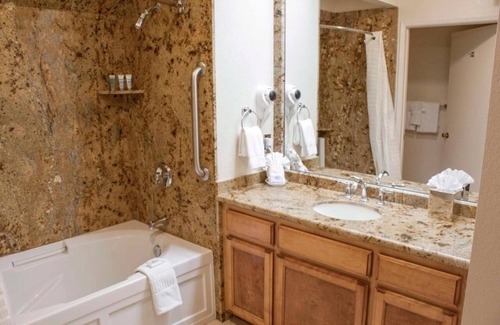 Avila Beach Hotel | Relaxing Getaway! 2 Spacious Units w/Free Parking, Gym & Onsite Pool!