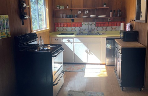 Cloudcroft Cabin | Relaxing getaway in town with Hot Tub and Sauna! In the Village of CLOUDCROFT!