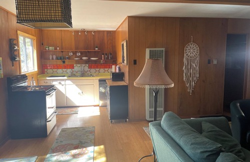 Cloudcroft Cabin | Relaxing getaway in town with Hot Tub and Sauna! In the Village of CLOUDCROFT!