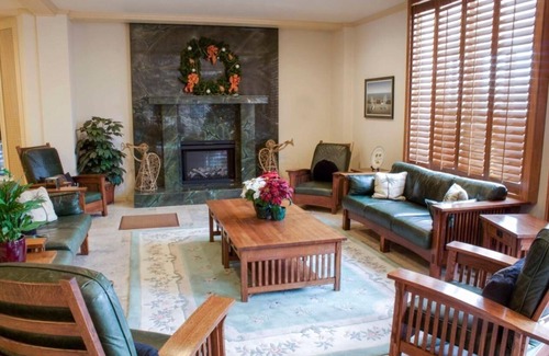 Avila Beach Hotel | Relaxing Getaway! Pool, Free Parking, Minutes From Bob Jones Bike Trail