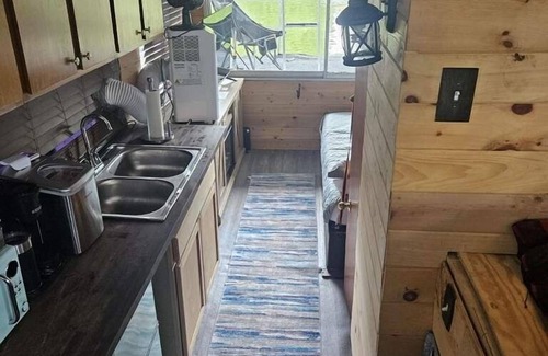 Hendersonville Boat Rental | Relaxing Getaway