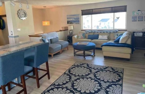 Tri-Cities Apartment | Relaxing home near beautiful river pathway
