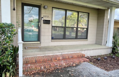 San Jose House | Relaxing Home w/Lg Patio Centrally Located Near Mandarin, San Marco & Downtown