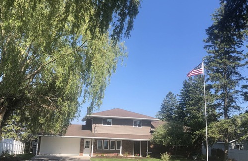 Presque Isle House | Relaxing home with all the amenities for your family vacation.