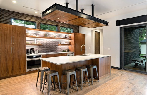 Old Town West House | Relaxing in Paradise w Private Rooftop Deck!