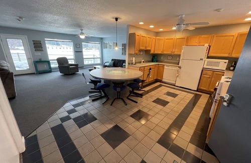 Findley Lake House | Relaxing Lake Front Property