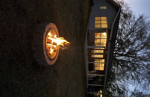 Saucier House | Relaxing lake house beautiful view, close to beaches, hiking, casinos, and NOLA.