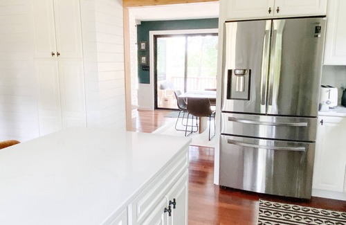 Stillwater House | Relaxing Lake Retreat
