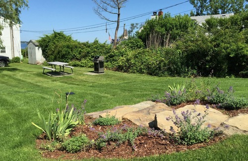 Montauk House | Relaxing Lake Retreat