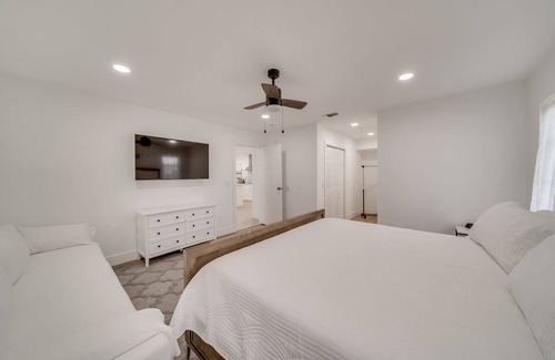 Plantation House | Relaxing Lake View Getaway