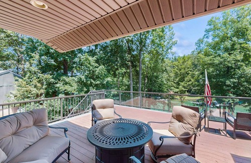 Huddleston House | Relaxing lakefront escape with hot tub, dog-friendly fenced yard, dock & kayaks