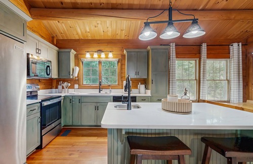 Bumpass Cabin | Relaxing lakeside cabin with private dock, firepit, boat ramp and water access