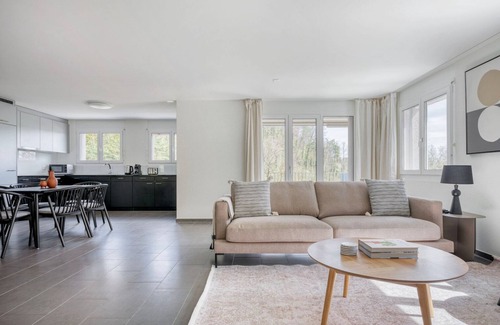 Center Apartment | Relaxing Leimbach 2BR w/Storage & Shared Garden, nr Train, by Blueground