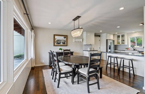 El Granada House | Relaxing Miramar Beach House- directly on bike path, 5 minutes to the beach!