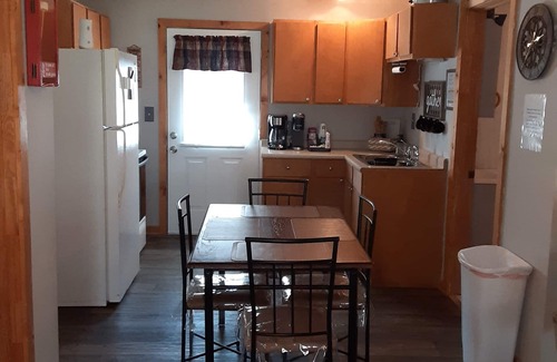 Tannersville House | Relaxing Mountain Getaway with excellent trout fishing