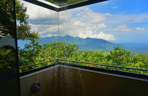 Santiago de Puriscal House | Relaxing Mountain Top Stay – Immaculate Property, Pure Solitude