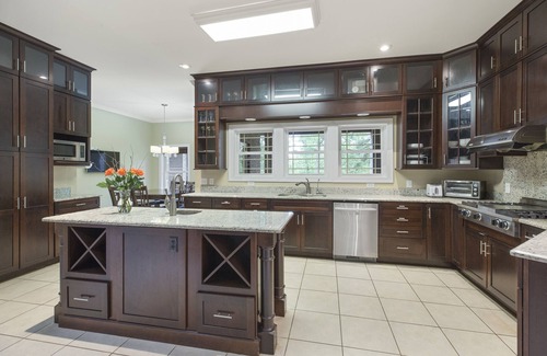 Anderson House | Relaxing Multi-family waterfront home with private dock on Lake Hartwell!