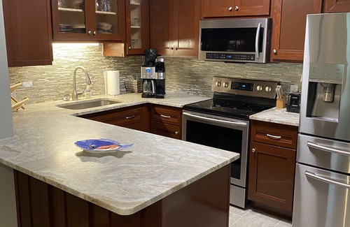 Sneads Ferry Condo | Relaxing Oceanfront Condo w Priv Beach Access, Pool, Elevator. Linens Included