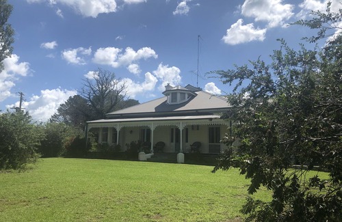 Wollomombi House | Relaxing Peaceful well equipped Farm stay