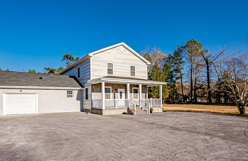 Providence Forge House | Relaxing Place!
