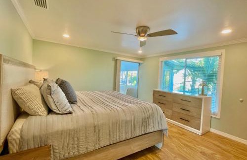 Bradenton House | Relaxing pool home on the water near downtown overlooking the Manatee River