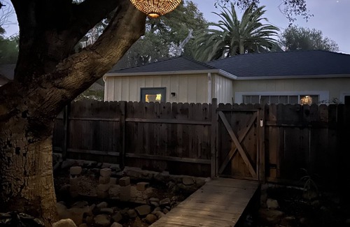 Ojai Apartment | Relaxing Private Studio in an Ojai Cottage with your own outdoor space.