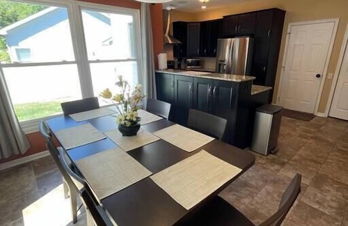 Bear House | Relaxing Ranch Getaway near Christiana Mall & University of Delaware!