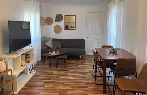 Peacock Siding Bed & Breakfast | Relaxing retreat with river views. Perfect for a weekend getaway.