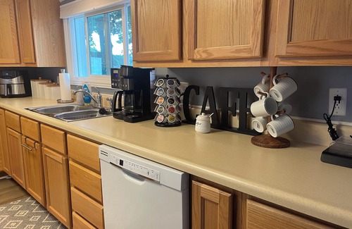 Lakeview House | Relaxing Retreat Bella Lakehouse on Townline Laken