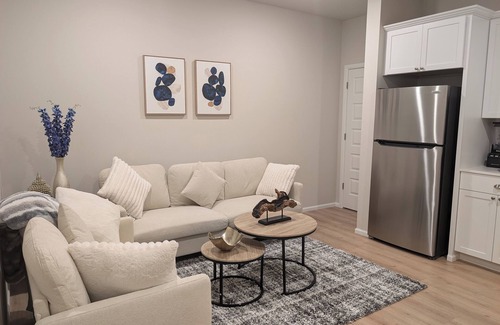 Fort Lewis Apartment | Relaxing Retreat in Graham – Private Entry, Kitchen & Scenic Views!
