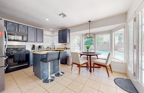 Round Rock House | Relaxing retreat with a private pool, pool spa, washer/dryer, & central AC