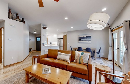 Southeast Boise House | Relaxing retreat with a gas fireplace, fenced yard, patio, & washer/dryer