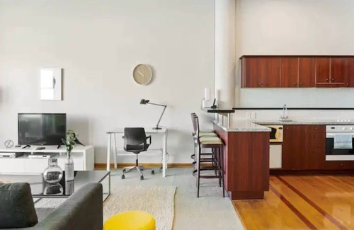 Auckland Central Business District Apartment | Relaxing Sea Wharf View Apartment by Zodiak Stays