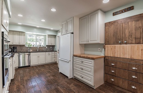 Thousand Oaks House | Relaxing Spacious Family Home in Thousand Oaks