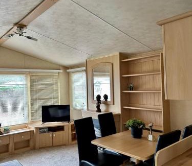 Overstone Resort | Relaxing static stay Holiday park