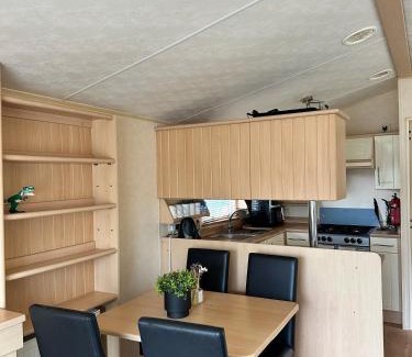 Overstone Resort | Relaxing static stay Holiday park