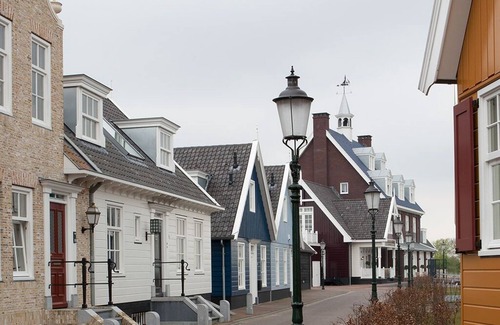 Municipality of Huizen Hotel | Relaxing Stay Near Naarderbos Trails & De Kemphaan Park