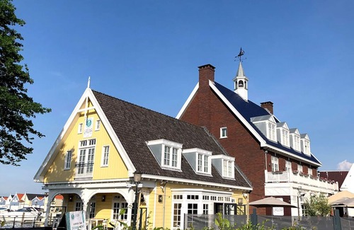 Municipality of Huizen Hotel | Relaxing Stay Near Naarderbos Trails & De Kemphaan Park