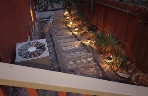 Fernwood Apartment | Relaxing Topanga Retreat with Stunning Canyon Views