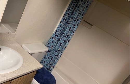Parkland Apartment | Relaxing two bed room apt near steilacoom park